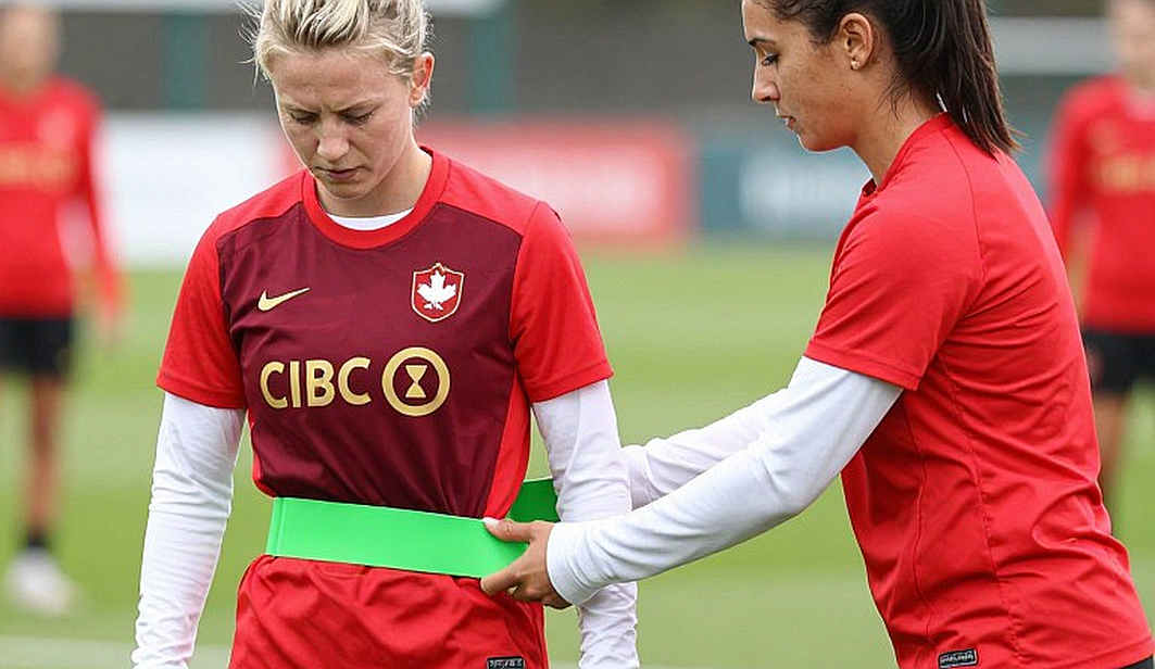 Cột xG trống ở V.League: bóng đá Việt Nam đang đọc trận đấu bằng gì?